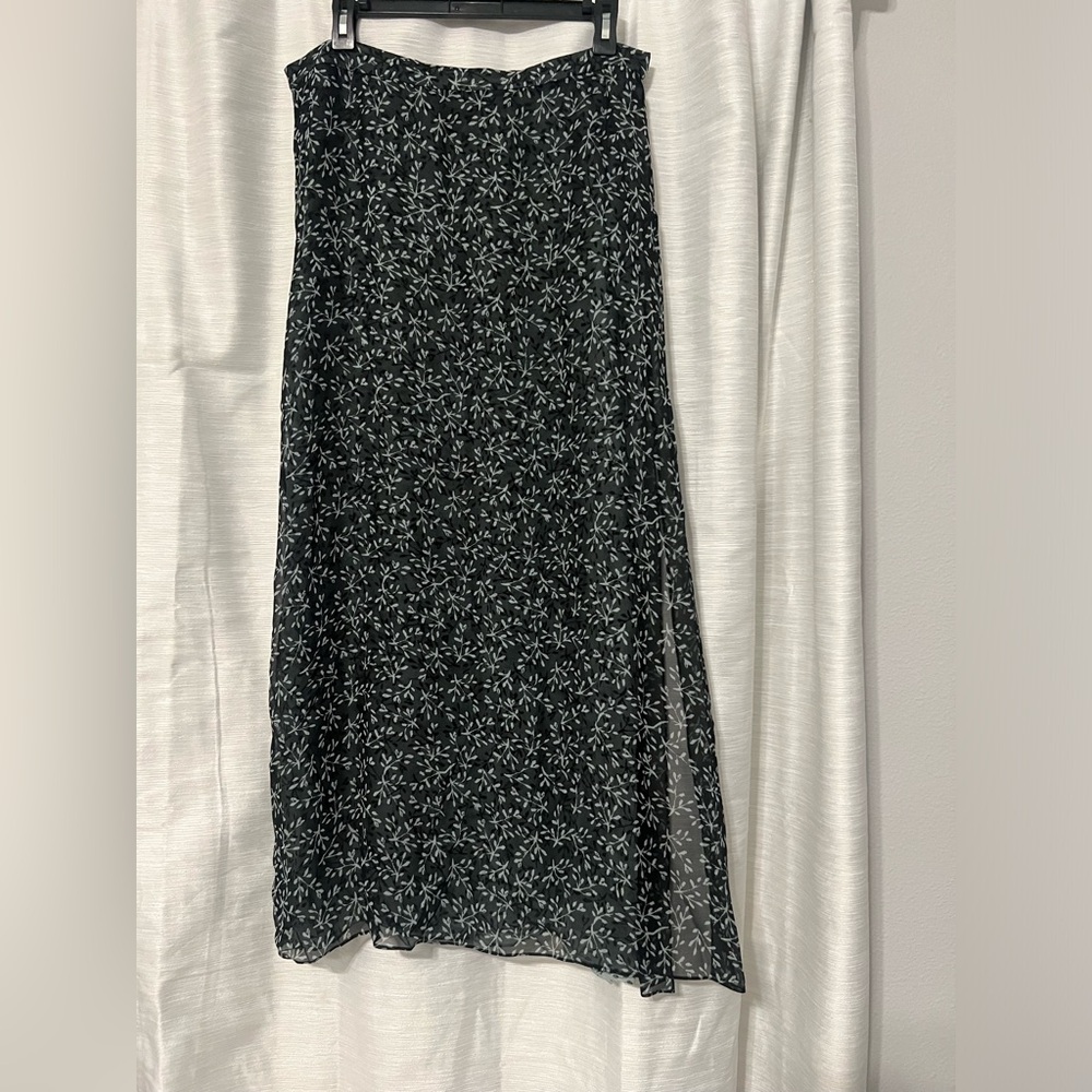 Vintage Ellen Tracy Company Black Blue Floral Silk Maxi Skirt Side Slit 90s Y2K